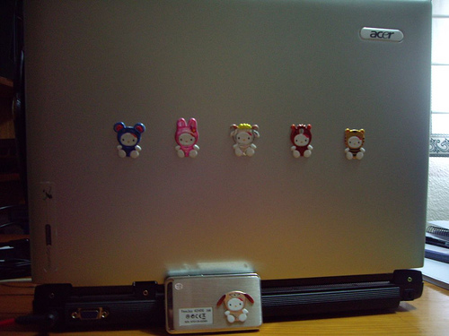 Pegatinas Hello Kitty en mi portatil/mp3